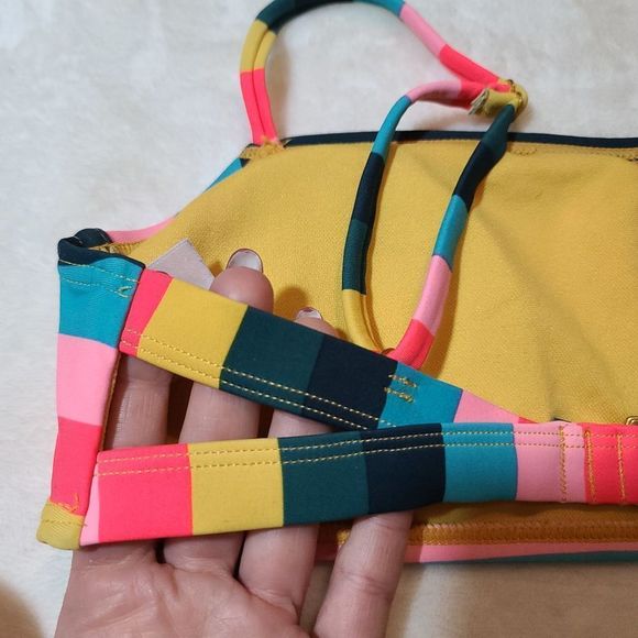 Xhilaration bikini top  - Picture 4 of 6